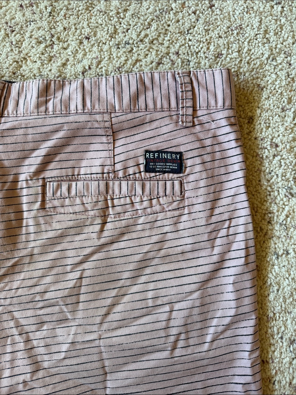 Men’s shorts - Picture 3 of 3